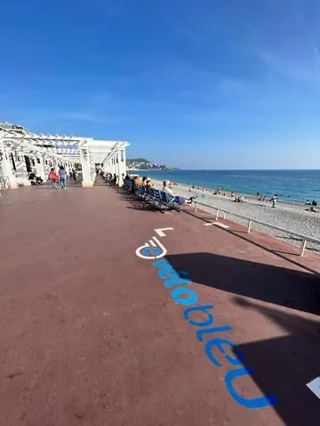 Lägenhet Jardin Sur La Promenade Des Anglais Nice Frankrike